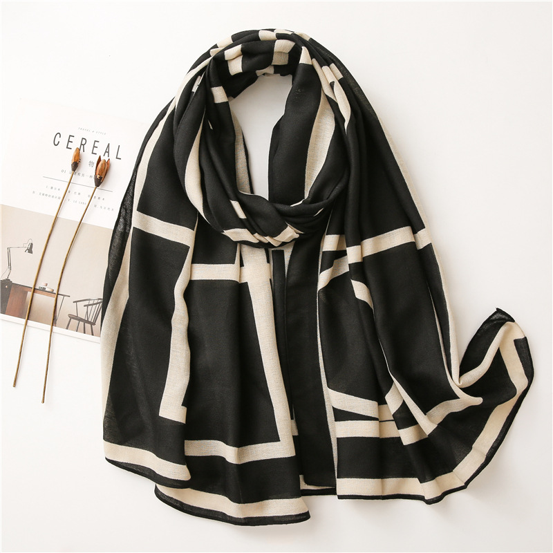 Spain Luxury Brand Black Beige - Tippet Line recensie en prijs